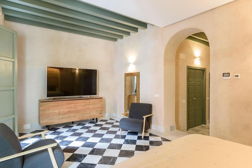 Luxury Palace Sevilla Bagian luar foto