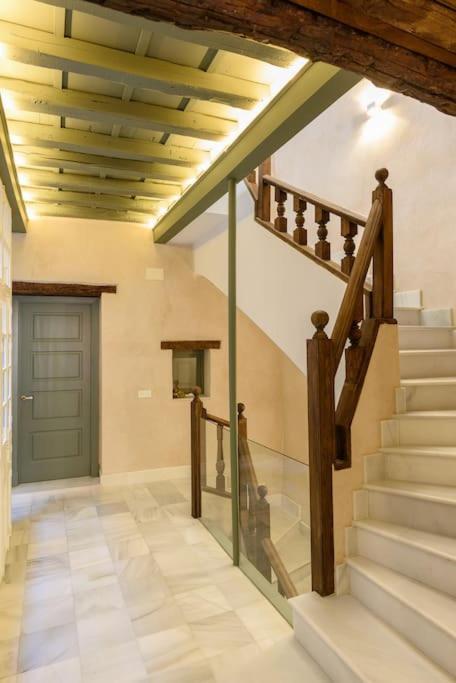 Luxury Palace Sevilla Bagian luar foto